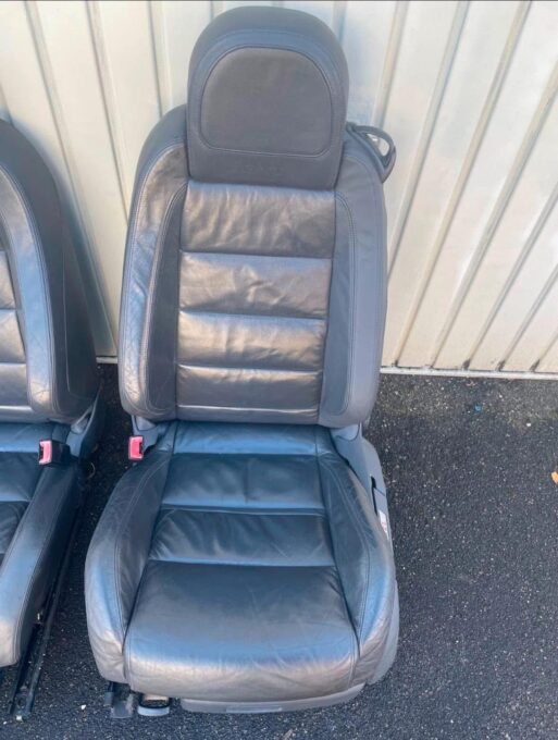 À vendre : Volkswagen Golf 5 GTI d'occasion avec intérieur cuir – Image 3