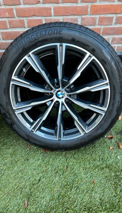 jantes et pneus d'origine pour X5 G05 et X6 G06. – Image 6