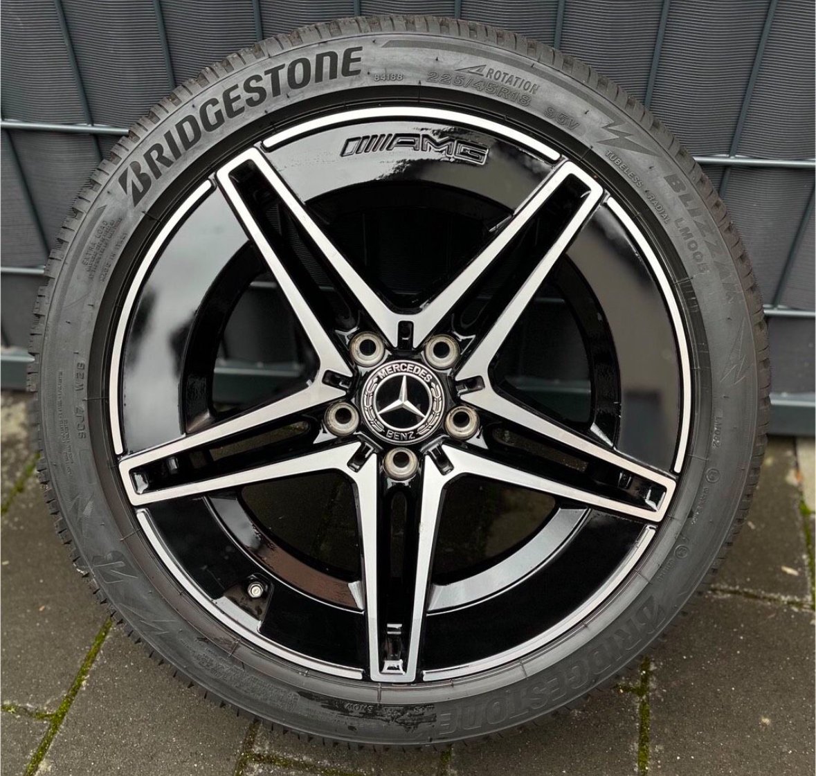 Jeu de roues d'hiver Mercedes 18 pouces – Image 4