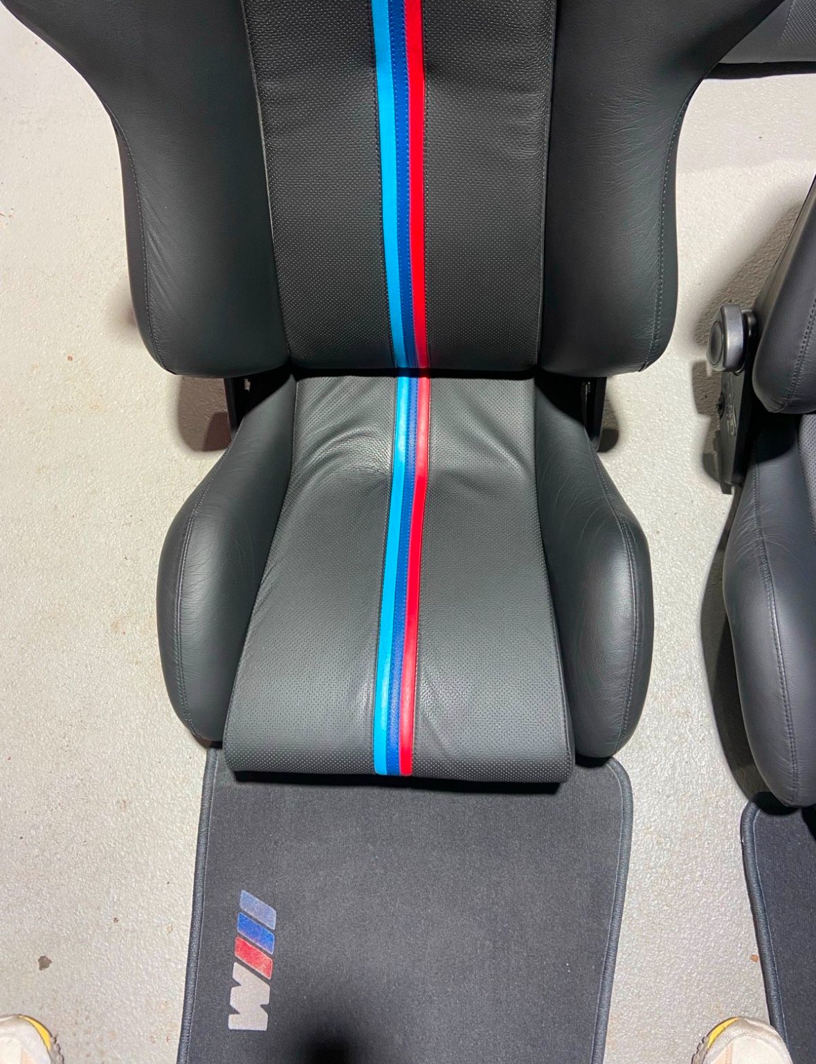 sièges Recaro en cuir véritable avec banquette arrière assortie pour la BMW E 34 – Image 3