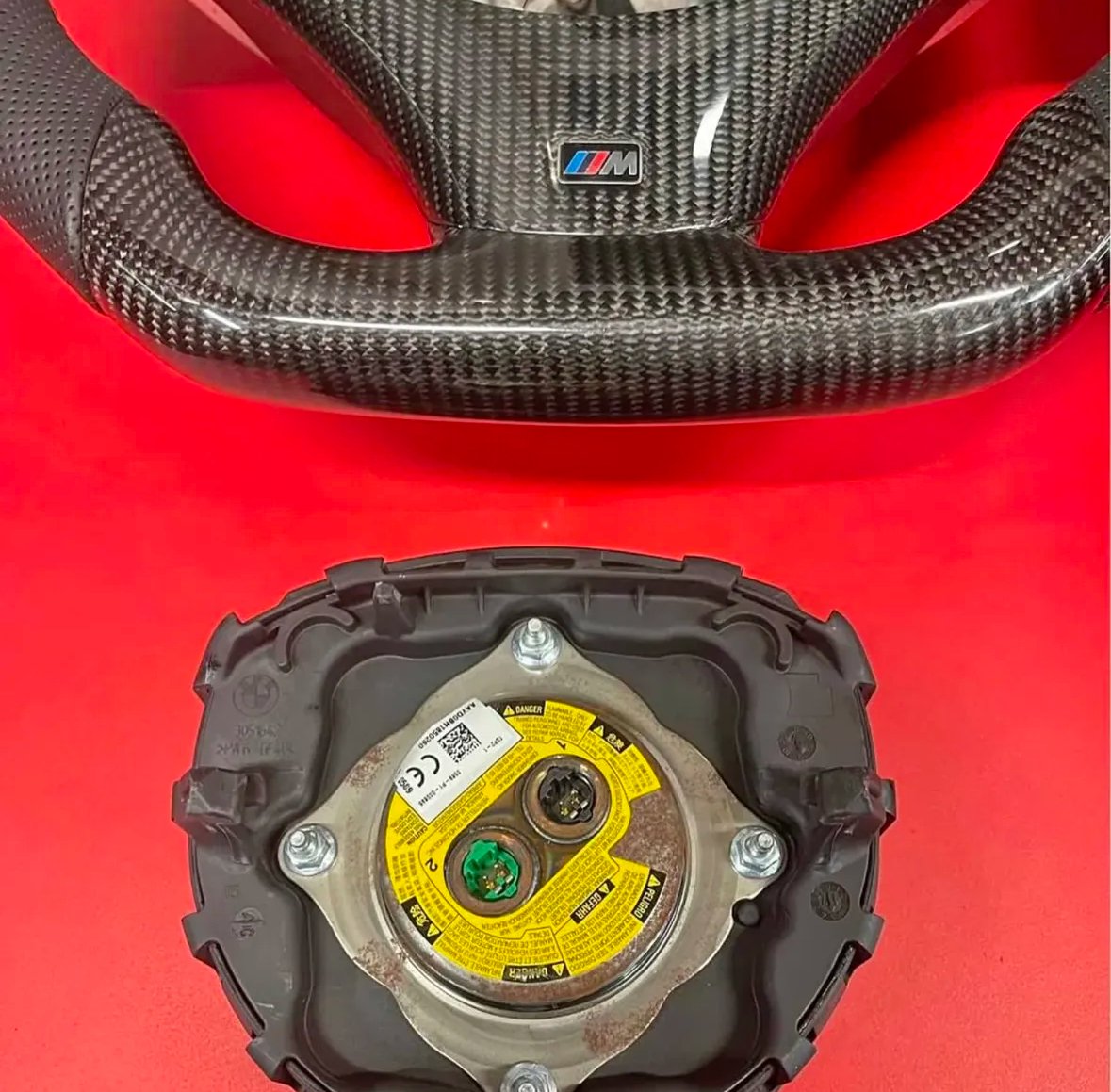 Volant Automatique en Carbone E9x – Image 3